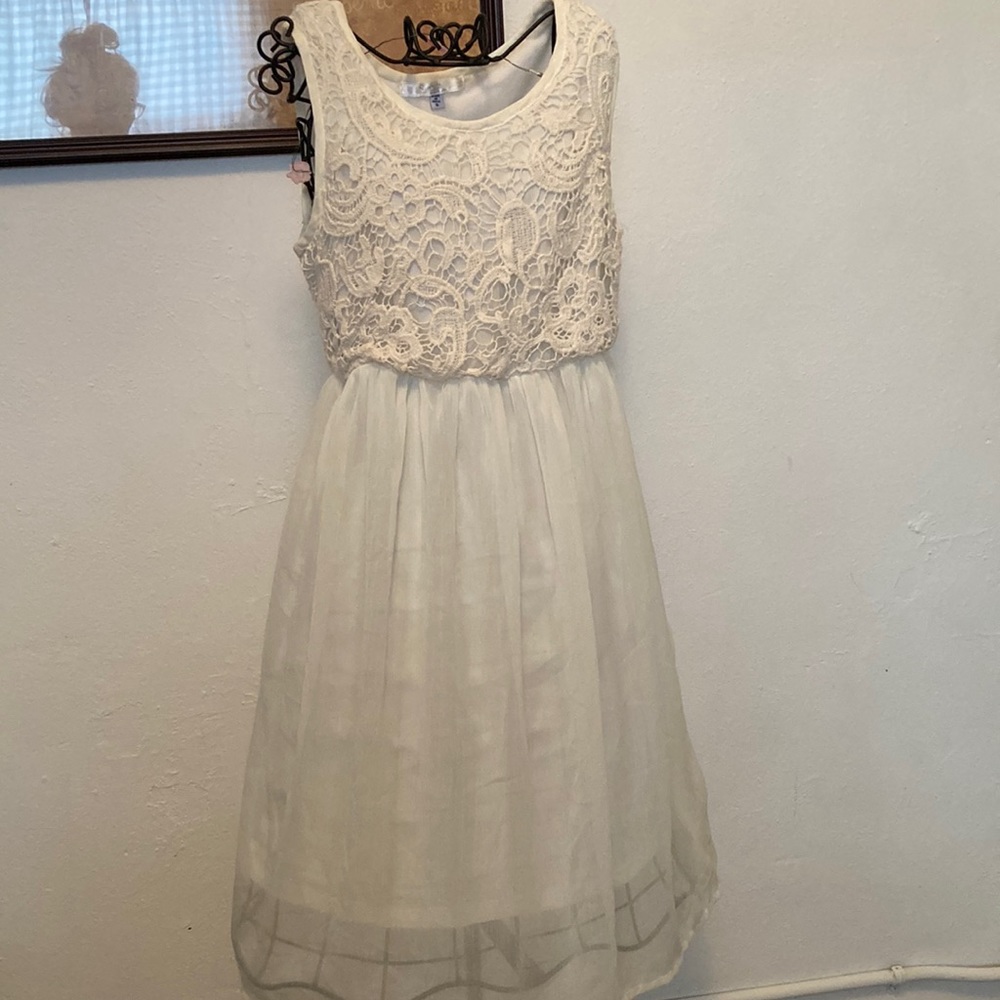Size small,cream colored dress